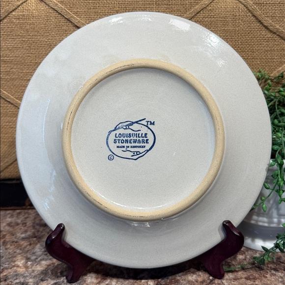 Louisville Stoneware Dog Plate - Picture 4 of 5